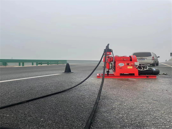 日喀则马路路基路面开裂下沉注浆加固灌浆